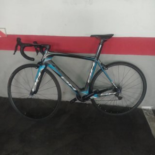 Bicicleta de carretera Marca BG Modelo G-6 AERO
