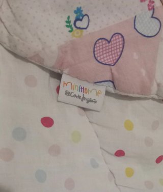 Edredón patchwork multicolor. Cama 90