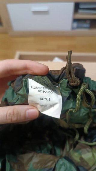 Funda impermeable para mochila camuflaje
