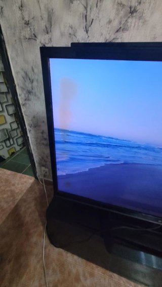 Televisor LG 42 Negro y Plata