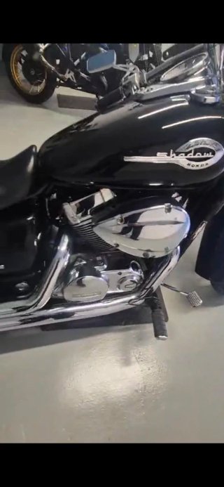 Honda Shadow 750 Cruiser Negra