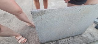 Encimera de granito, fregadero y grifo