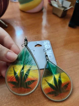 Pendientes de Hilo bandera rasta