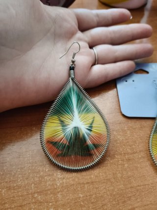 Pendientes de Hilo bandera rasta
