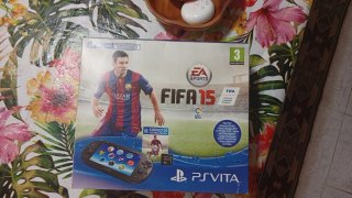 PS Vita Slim Negra + Juegos