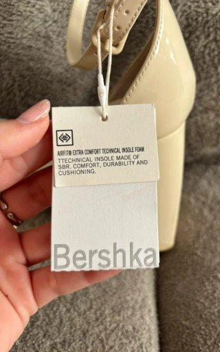 Zapato Tacon Comodo Marca Bershka con Plataforma