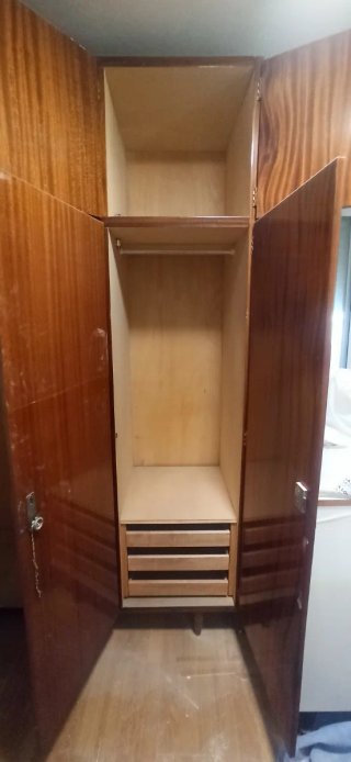 Armadio antico a 6 ante 210x154cm