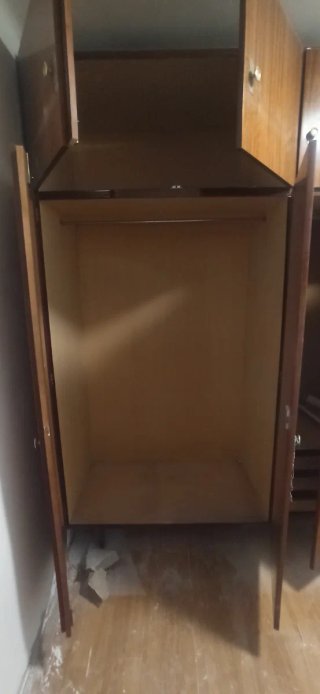 Armadio antico a 6 ante 210x154cm