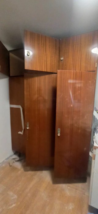 Armadio antico a 6 ante 210x154cm