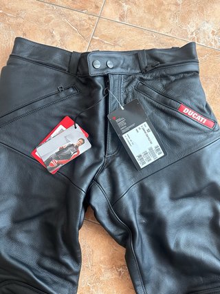 Pantalón Cuero piel Ducati Moto Sportbike Negro