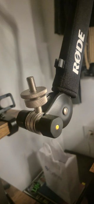Brazo Micrófono RØDE PSA1+ sin usar