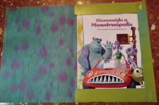 Carpeta de láminas de Mousntros S.A.