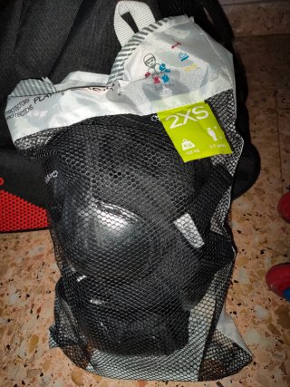 Patines Oxelo Junior y Protecciones