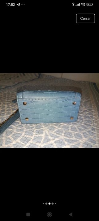 Bolso azul efecto piel cocodrilo Zara