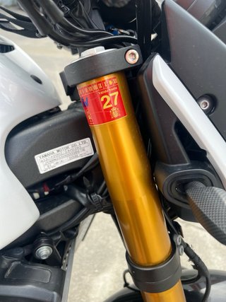 Yamaha Fazer8 N-Sport Blanca y Negra