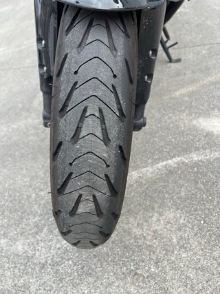 Yamaha Fazer8 N-Sport Blanca y Negra