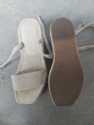 Sandalias cuña PULL&BEAR