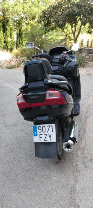 Suzuki Burgman 250 Maxi Scooter Negra