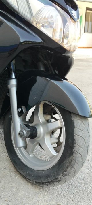 Suzuki Burgman 250 Maxi Scooter Negra