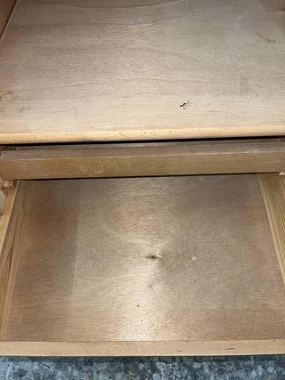 ARMARIO CLÁSICO DE MADERA