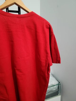 Camiseta Nike Roja Logo Plateado