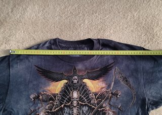 Camiseta The Mountain Calavera Trono Muerte