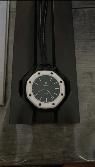 Swatch x Audemars Piguet Royal Pop Ocho Negro