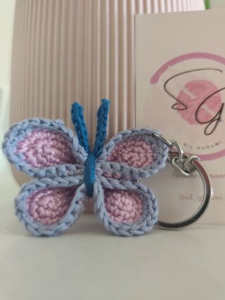 Llavero Mariposa Crochet Azul y Rosa