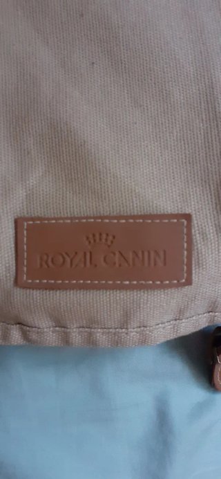Mochila Royal Canin Beige