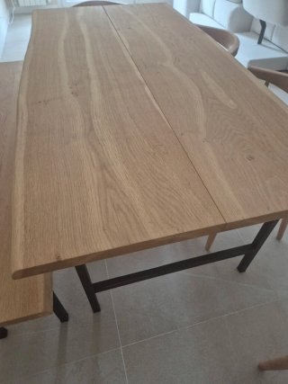 Mesa comedor roble natural y banco