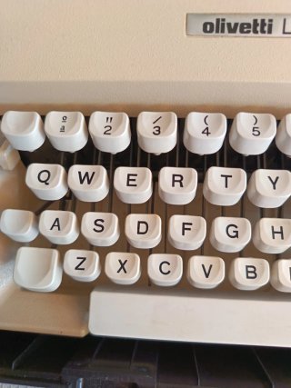 NUEVA Olivetti Lettera 35 Máquina Escribir Vintage