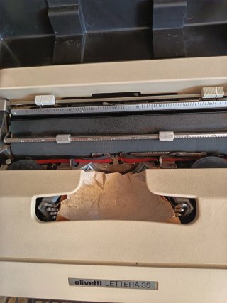 NUEVA Olivetti Lettera 35 Máquina Escribir Vintage