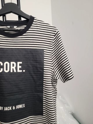 Camiseta Jack & Jones Rayas Negras y Blancas