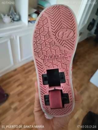 Zapatillas Heelys Talla 35 Rosas y Blancas