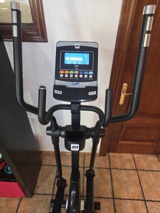 Bicicleta Elíptica BH ZK 900