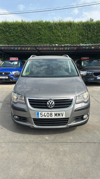Volkswagen Touran cross 2010