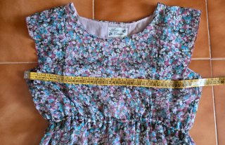 Vestido de gasa talla S. Marca Amichi