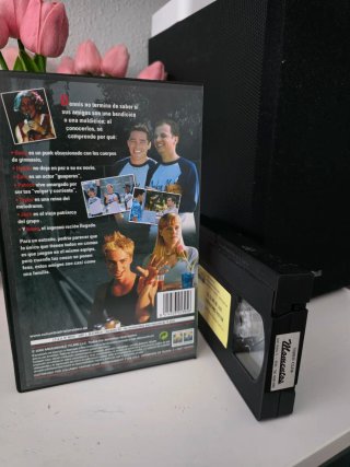 El Club de los Corazones Rotos VHS Caja Grande Vid
