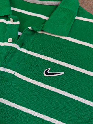 Polo Nike verde a rayas talla L