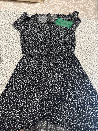Vestido estampado floral negro y blanco