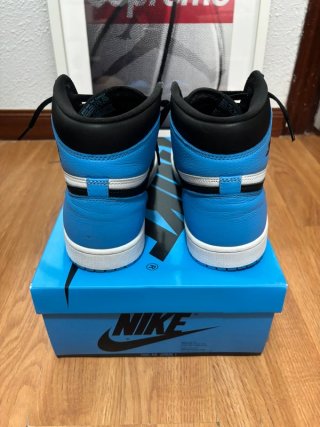 Nike Air Jordan 1 High UNC Toe