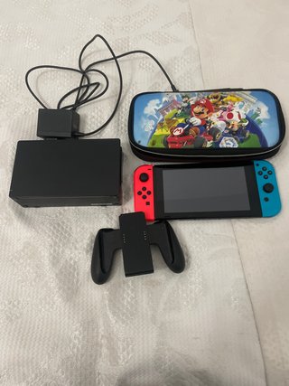 Nintendo Switch Roja y Azul