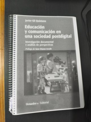 Libros 1° Educación Social Uned