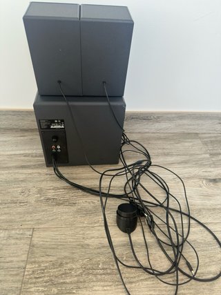 Logitech Z333 – altavoces 2.1 + subwoofer