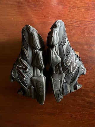Zapatos New Balance 9060 Negro/Gris