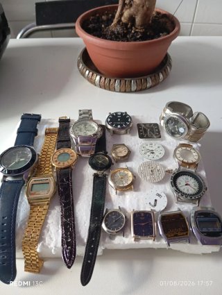 Lotto ricambi orologi