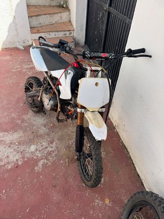 Pit Bike Blanca y Negra