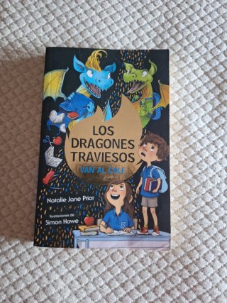 Los Dragones Traviesos Van Al Cole