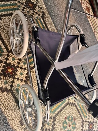 Carrello per bambole Reborn blu