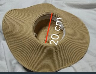 Sombrero de ala ancha con lazo estampado
